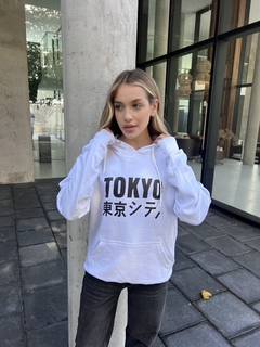 BUZO MUJER TOKYO en internet