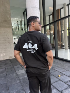 REMERA HOMBRE 404 - Somos Pola