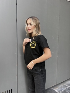 REMERA MUJER SMILE - comprar online