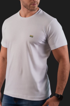 Camiseta Basic Tag - HEI BROS - HEI BROS