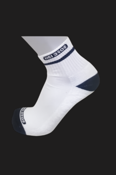 Imagem do Meias Clássica Cano Médio HEI BROS - Kit com 3 pares (Cinza Branca Preta)