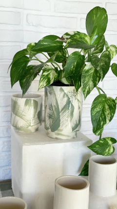 MACETA TOTEM GREEN - comprar online