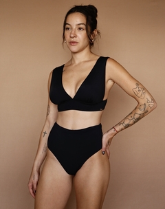 CALCINHA HOTPANTS na internet