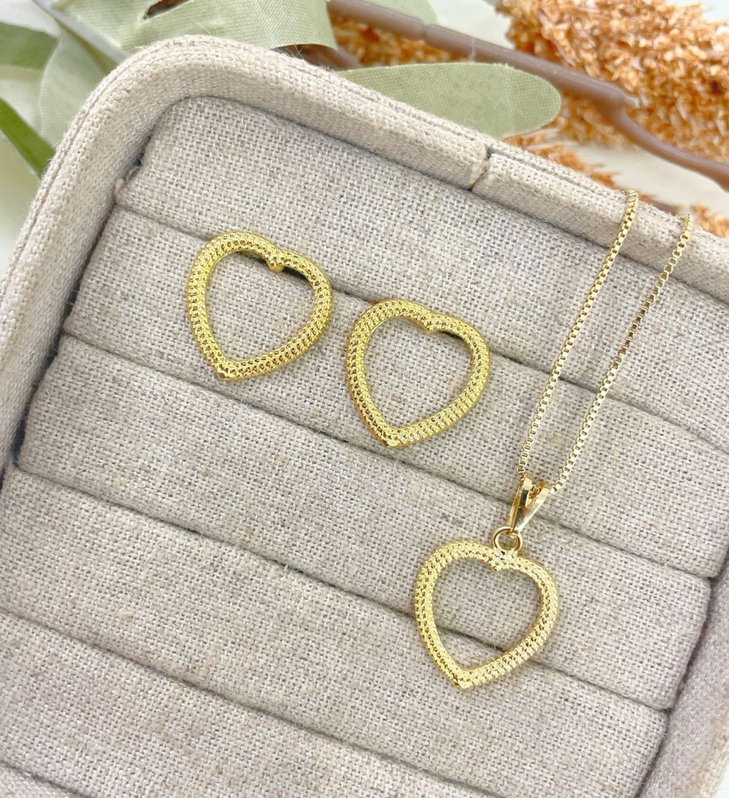 Conjunto Amore
