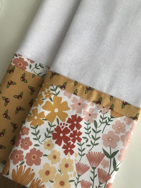 Conjunto Pano de Prato Floral