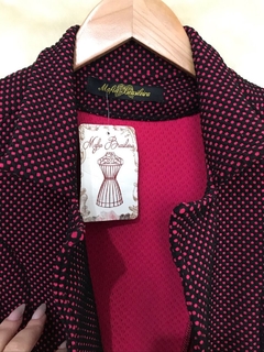 blazer acinturado pink máfia na internet