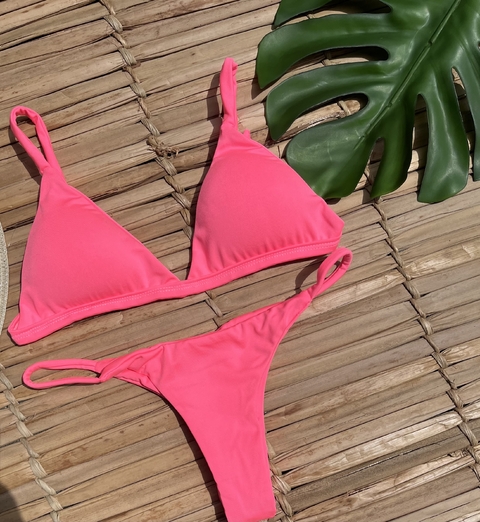 Biquíni Básico Rosa Chiclete Neon. Coleção Verão 40º