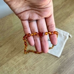 Collar Ámbar Cognac con dije Corazón - Limón Japón