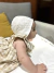 Gorrito bebé blanco en internet