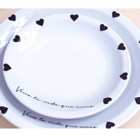 PLATO MEDIANO PORCELANA LÍNEA CORAZONES