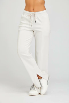 Pantalón con tajo deportivo