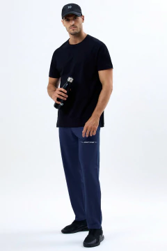 Pantalón Jackson en internet