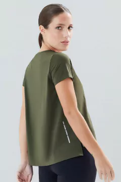 Remera Larwood - comprar online