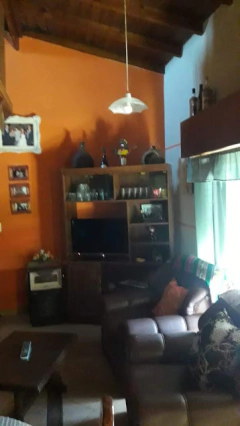CASA AMERICANA 3 AMBIENTES - B° HIPODROMO
