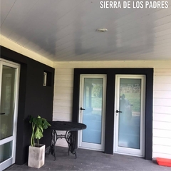 CASA MODERNA 4 AMBIENTES CON PISCINA- SIERRA DE LOS PADRES en internet