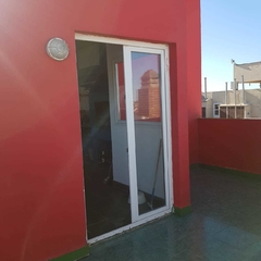 CASA EN 3 PLANTAS A DOS CUADRAS DEL MAR - THAMES - comprar online