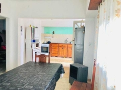 Imagen de CASA 3 AMBIENTES - BERUTI Y 202