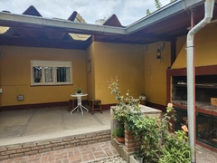 CASA EN DOS PLANTAS 3 AMBIENTES - REP. ARABE SIRIA 1500 en internet