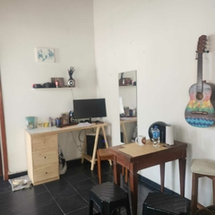 CHALET 2 AMBIENTES + DTO - 25 DE MAYO 8400 en internet
