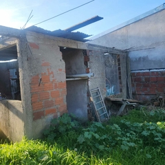 Imagen de LOTE CON CONSTRUCCION - MILLAN 700