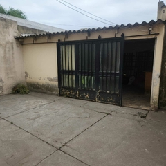 CHALET + DEPARTAMENTO EN PLANTA ALTA - FALUCHO 7100 - tienda online