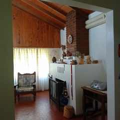 CASA DE CAMPO SOBRE 10.500M2 - PADRE VARETTO 400 ACCESO A SIERRA DE LOS PADRES ZONA COMERCIAL en internet