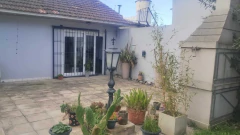 CHALET 4 AMBIENTES - BROWN 9000 MAR DEL PLATA APTO CREDITO - comprar online