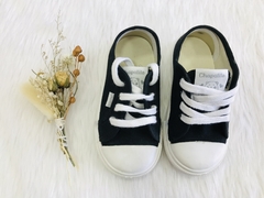 Zapatilla con cordón - comprar online