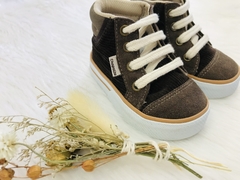 Bota combinada con cordón - comprar online