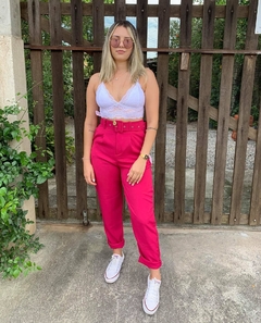 Calça alfaiataria com cinto encapado - comprar online