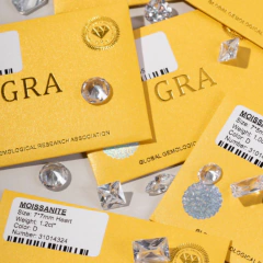 Brinco Oval Moissanite Prata 925 na internet