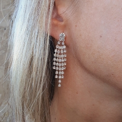 Conjunto Colar Brinco Strass Branco Cascata na internet