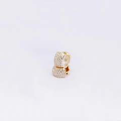Brincos Click New York Argola Cravejada Zircônias Banho Ouro Branco e 18K - loja online