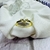 Anillo dorado corazón 3 strass