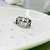 Anillo ovalos entrelazados