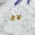 Aros dorados corazon con relieve - comprar online