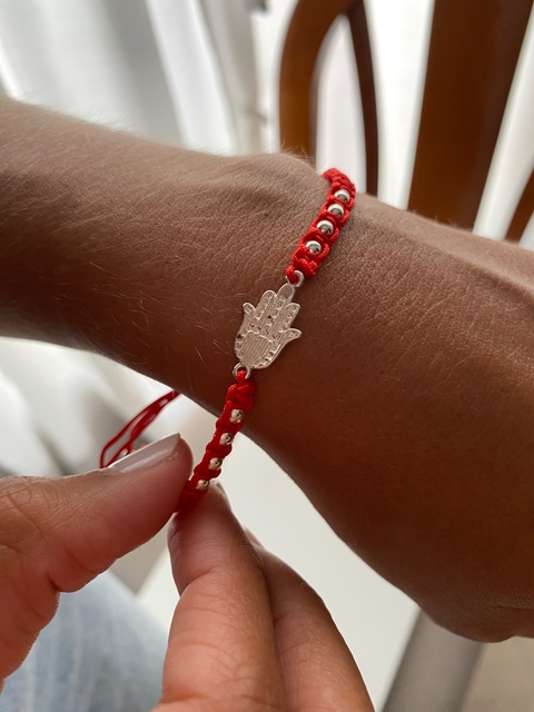 Hilo con dije Manito