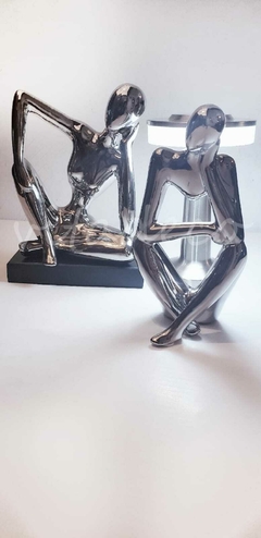 Escultura con soporte - comprar online
