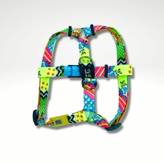 Peitoral 8 com chip - Linha Confort. O CHIP QUE PROTEGE, IDENTIFICA E LOCALIZA O PET. - comprar online