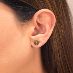 Brinco Barbie Chapa Redonda banhado em ouro 18k