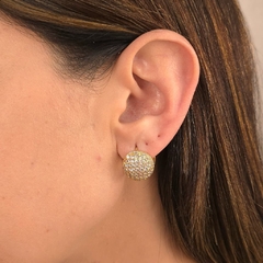 Brinco Argola Bola Cristal banhado em ouro 18k