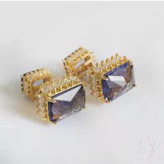 Brinco Pedra Quadrada Dupla Roxo banhado em ouro 18k - Mirna Cortat Semijoias -  Semijoias e Joias em Prata 925
