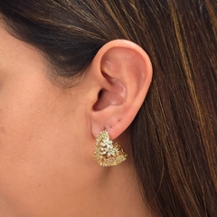 Brinco Argola Buque de Flores banhado em ouro 18k - comprar online