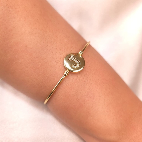 Bracelete Letra J Cravejada Click folheado em ouro 18k
