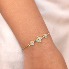 Pulseira Trevo Cravejada Cristal Gravata banhada em ouro 18k
