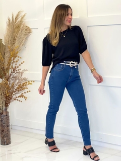Calça Jeans Skinny na internet