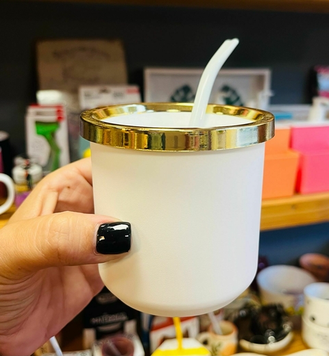 Mate PVC con borde dorado blanco