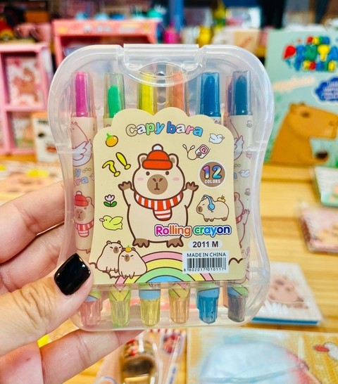 Caja de crayones retráctil capybara