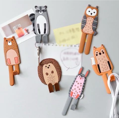 Animalitos magnéticos para la heladera (leon)
