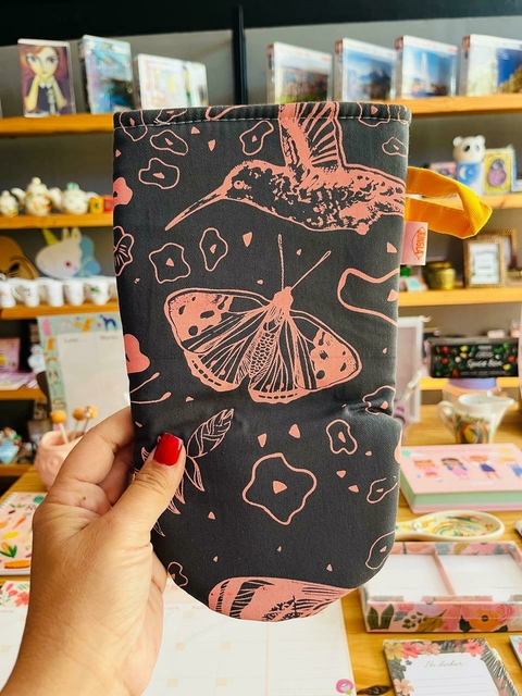 Manopla colibrí y mariposa